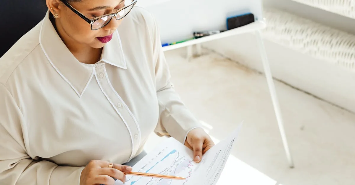 découvrez les opportunités de carrière en finance d'entreprise et développez vos compétences pour réussir dans un secteur en pleine croissance.