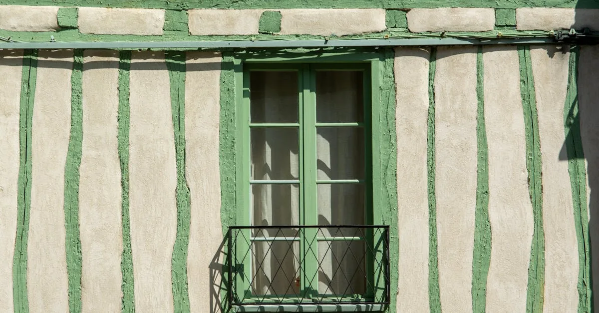 découvrez la recette traditionnelle du far breton, ce délicieux gâteau aux pruneaux moelleux et savoureux, parfait pour un dessert authentique breton.