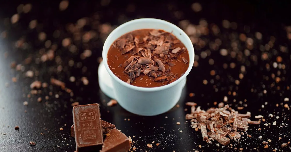 découvrez notre recette facile et délicieuse de mousse au chocolat, légère et onctueuse, parfaite pour toutes les occasions gourmandes.