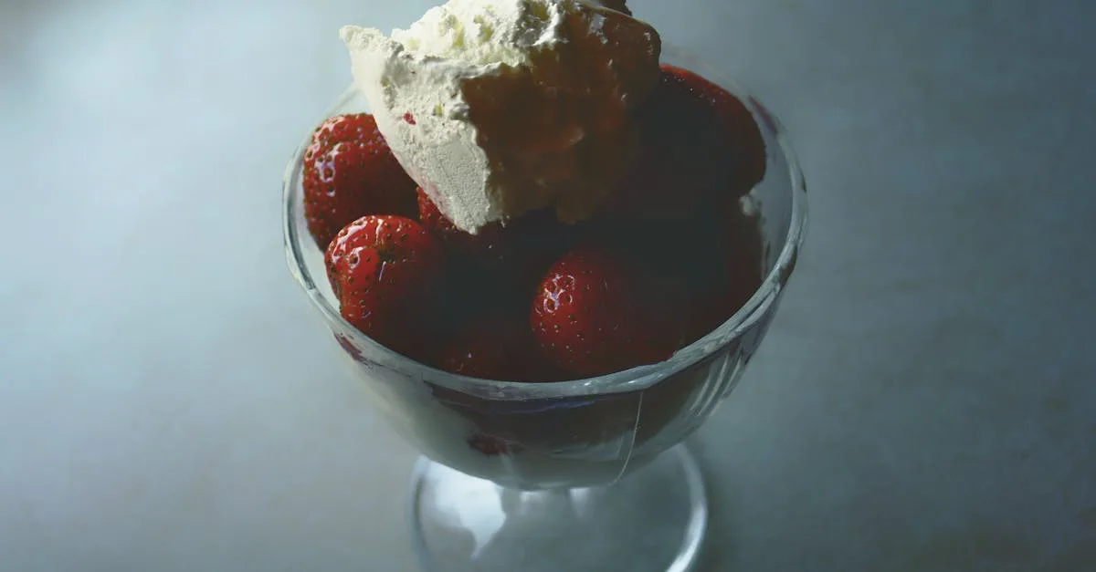 découvrez des alternatives faciles et savoureuses à la crème pour cuisiner et pâtisser sans produits laitiers.