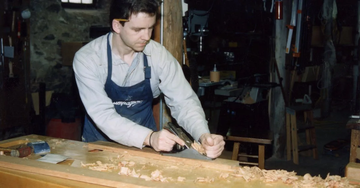 découvrez l'art de la menuiserie avec nos conseils, techniques et projets de woodworking pour tous les niveaux, du débutant à l'expert.