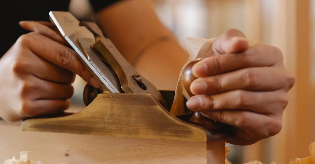 découvrez l'art de la menuiserie avec nos conseils, techniques et projets de woodworking pour tous les niveaux, du débutant à l'expert.