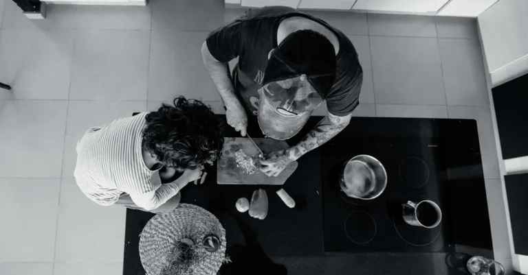 découvrez le temps de cuisson idéal pour les diots, ces savoureuses saucisses savoyardes, afin de réussir parfaitement vos recettes traditionnelles.