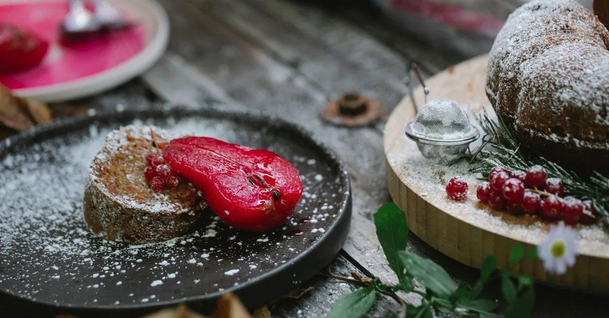 découvrez notre délicieuse tarte poire chocolat, une parfaite harmonie entre la douceur des poires juteuses et le fondant du chocolat riche, idéale pour toutes les occasions.