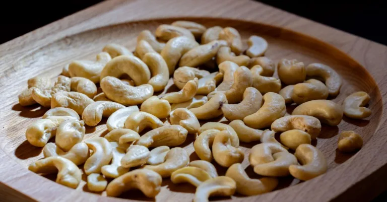 découvrez les meilleures alternatives à la poudre d'amande pour vos recettes, idéales en cas d'allergies ou pour varier les saveurs et textures.