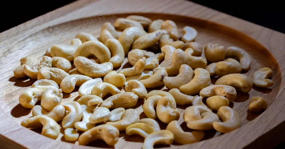 découvrez les meilleures alternatives à la poudre d'amande pour vos recettes, idéales en cas d'allergies ou pour varier les saveurs et textures.