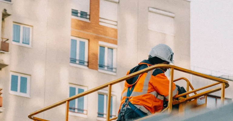 contactez chantieraccess pour toutes vos demandes et informations. notre équipe est à votre disposition pour vous accompagner dans vos projets.