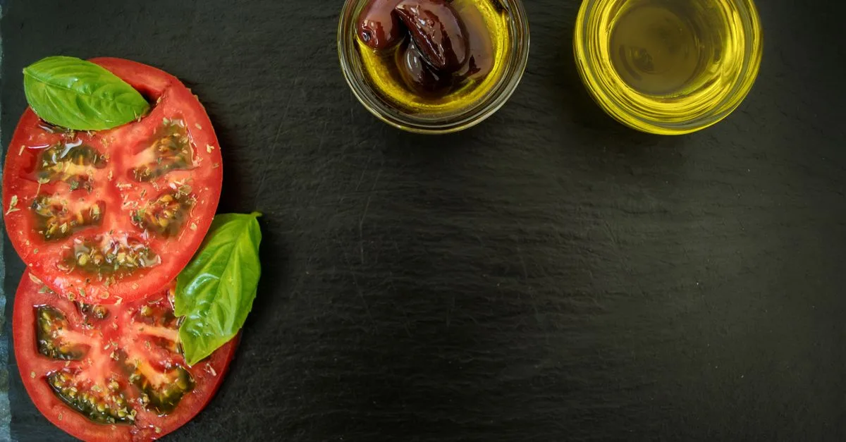 découvrez notre guide complet sur le régime méditerranéen, ses bienfaits pour la santé, des recettes savoureuses et des conseils pour adopter un mode de vie équilibré et naturel.