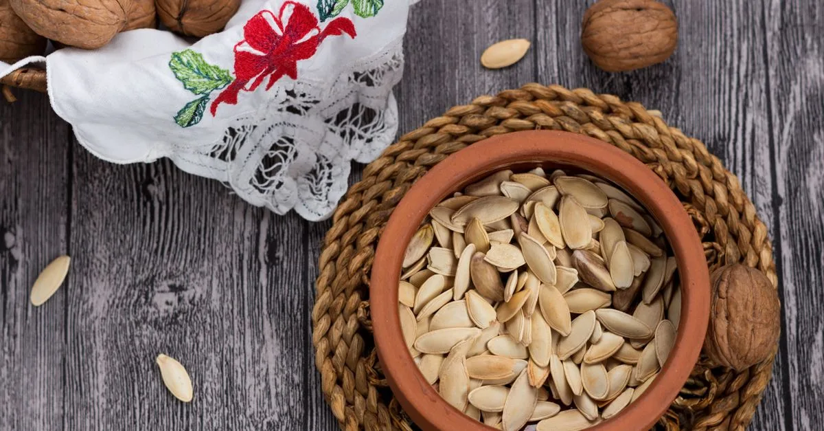 découvrez les conseils essentiels pour consommer les graines de courge en toute sécurité, leurs bienfaits nutritionnels et les précautions à prendre.