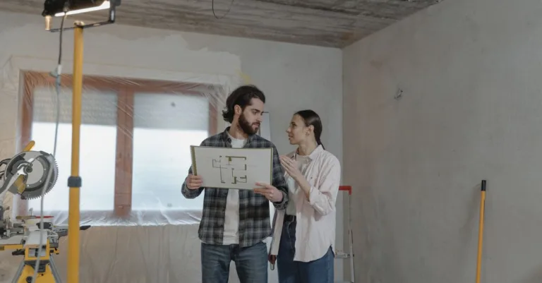 estimation précise des coûts de rénovation pour planifier efficacement vos travaux et maîtriser votre budget.