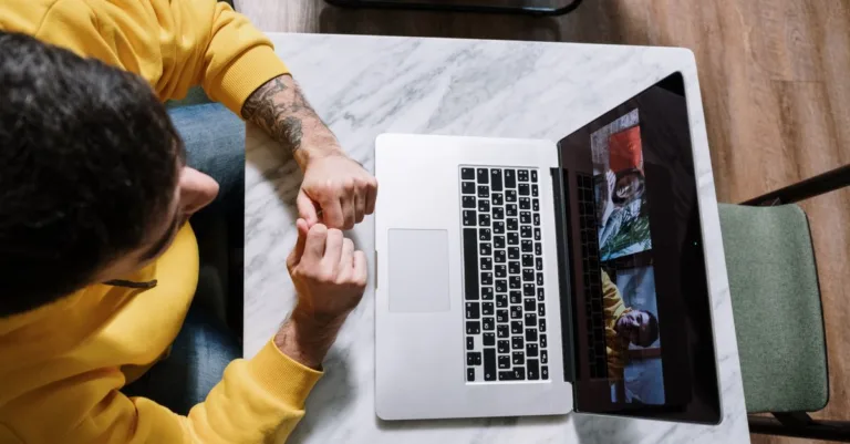 découvrez notre sélection de webcams haute qualité, idéales pour vos appels vidéo, conférences et streaming en direct. profitez d'une image nette et d'un son clair pour rester connecté.