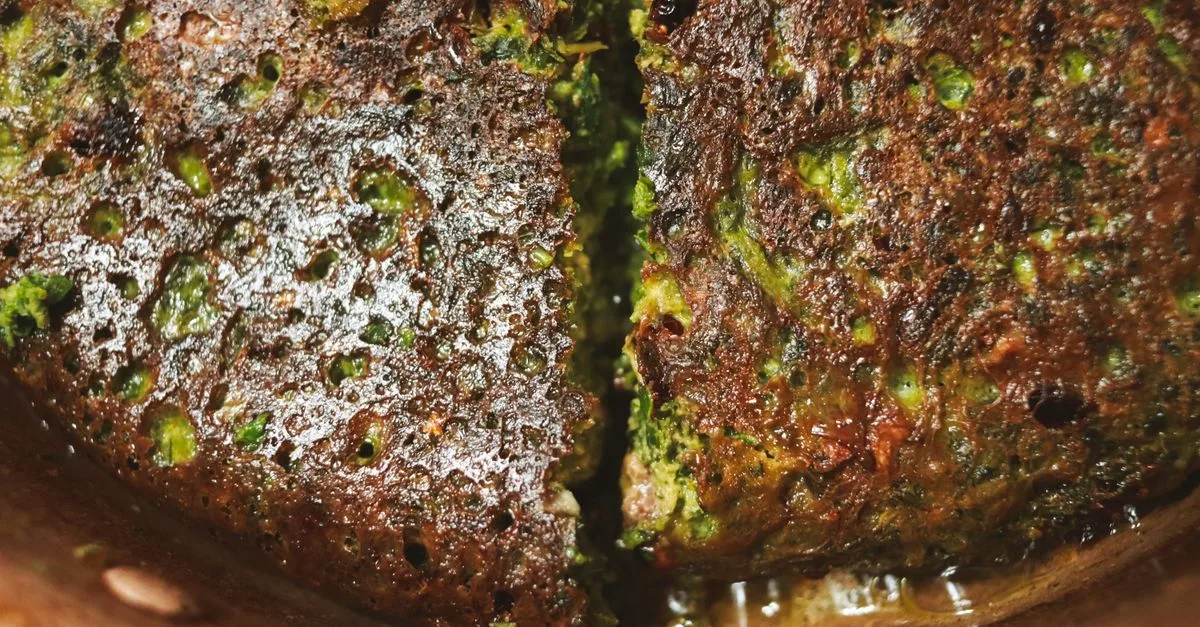 découvrez le temps de cuisson idéal du colin à la poêle et nos conseils pour obtenir un poisson tendre, doré et parfaitement cuit.