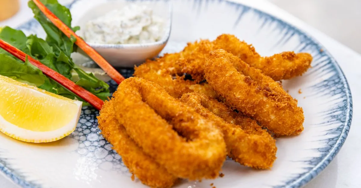 découvrez le temps de cuisson idéal des calamars à la poêle pour obtenir une texture tendre et savoureuse, sans les rendre caoutchouteux.